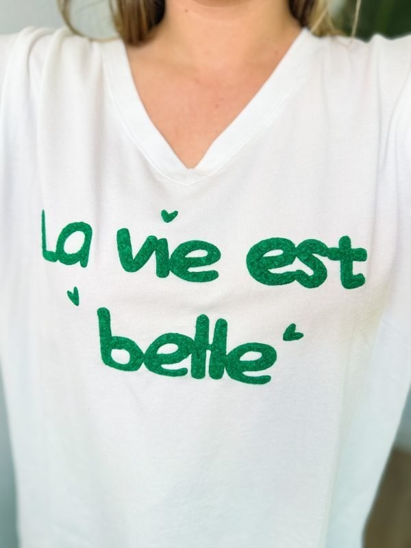 T-shirt 'La Vie Est Belle' - groen