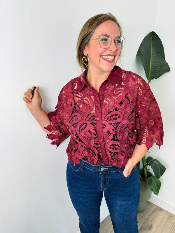 Blouse 'Burgundy Lace'