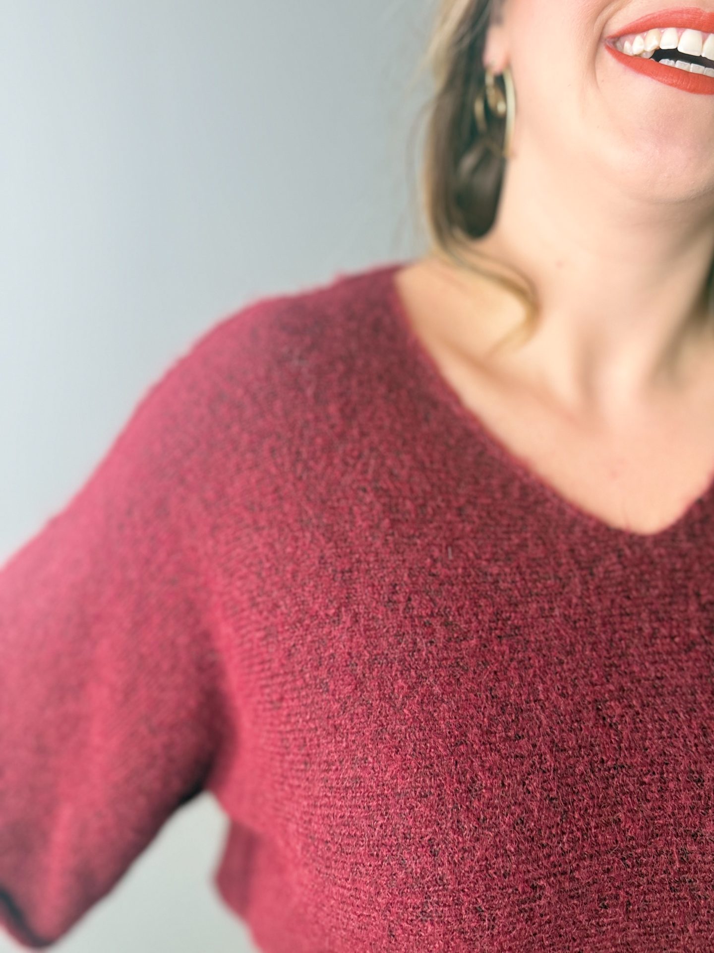 Sweater 'Burgundy V' - Afbeelding 3