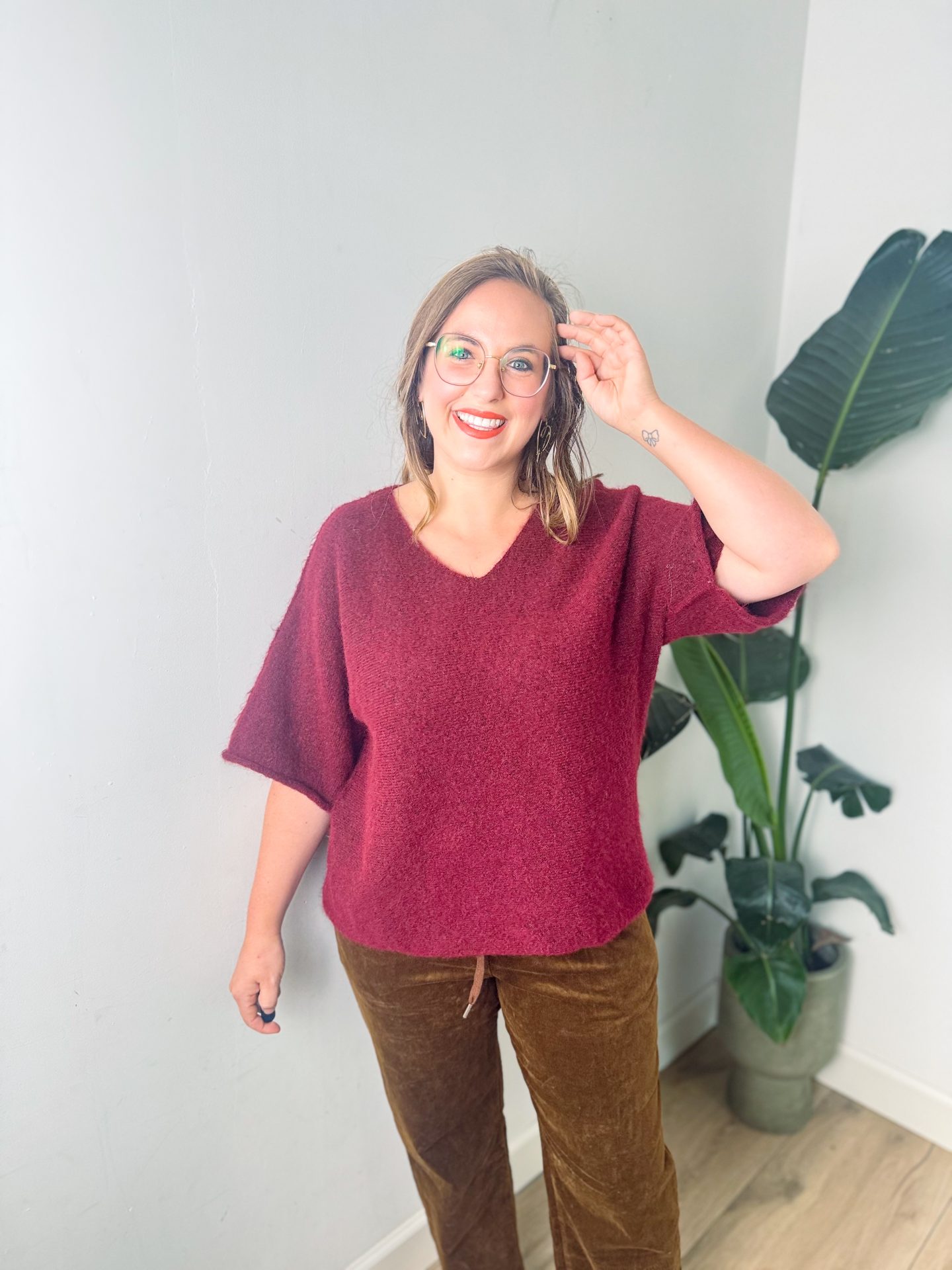 Sweater 'Burgundy V' - Afbeelding 7