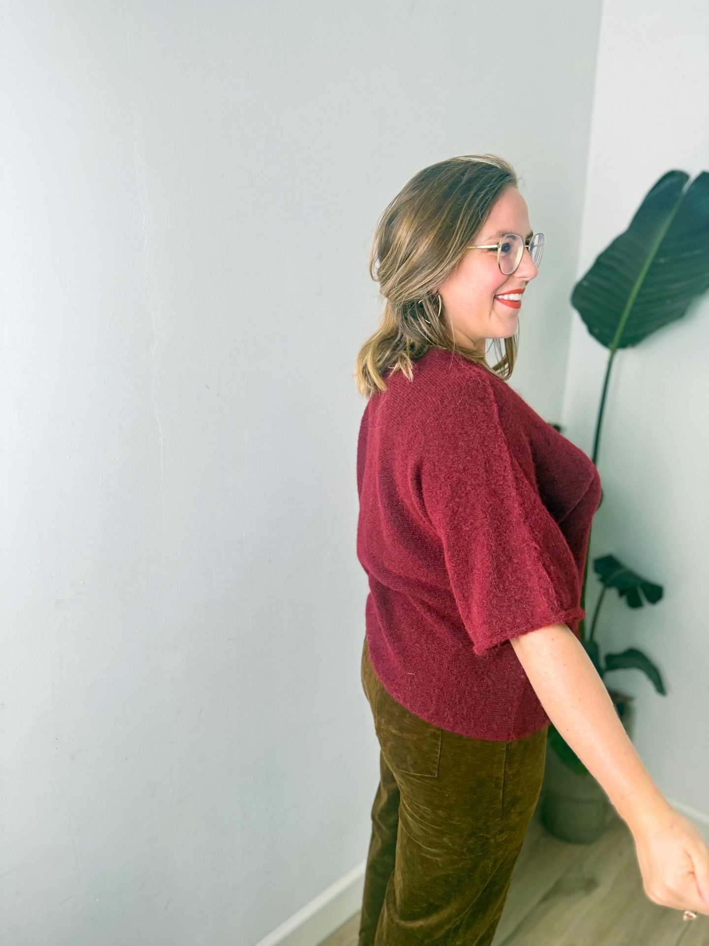 Sweater 'Burgundy V' - Afbeelding 6